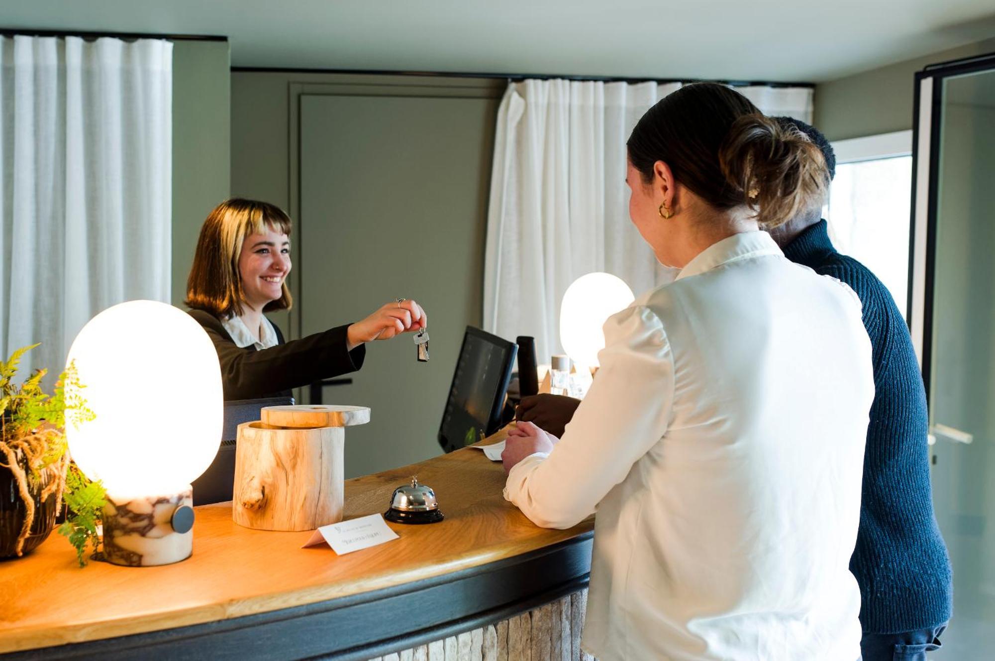Cit'Hotel Le Relais Du Boisniard Chambretaud Buitenkant foto